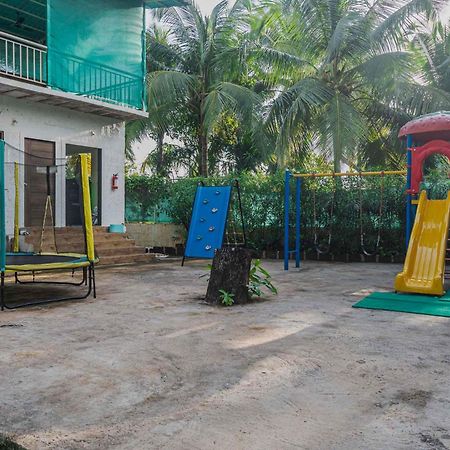 Sundream Palms By Veo - Part Of Stayvista With Pool, Lawn, Bbq Alībāg Ngoại thất bức ảnh