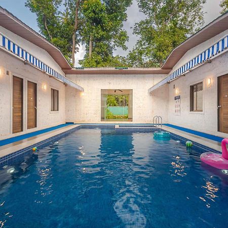 Sundream Palms By Veo - Part Of Stayvista With Pool, Lawn, Bbq Alībāg Ngoại thất bức ảnh